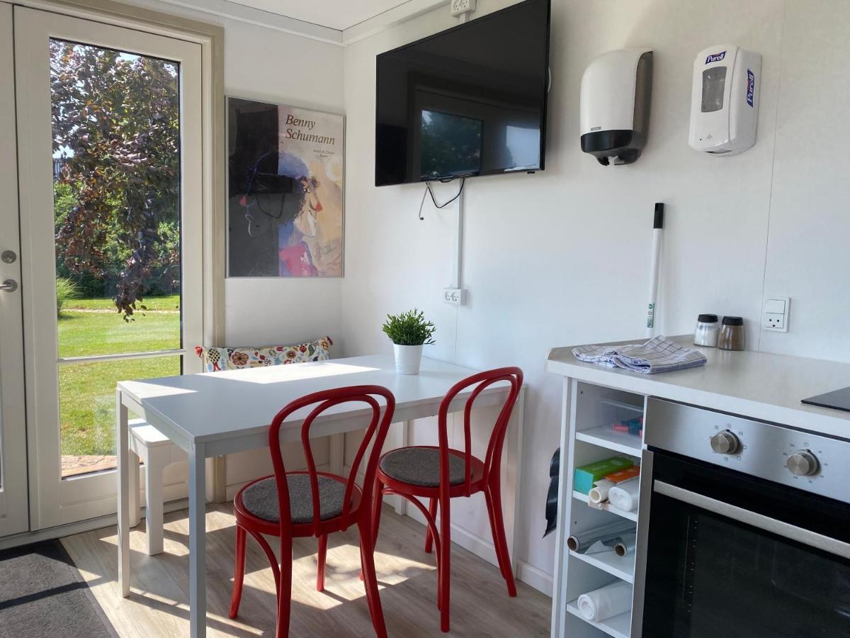 Guesthouse Gjoel Gjol Bagian luar foto