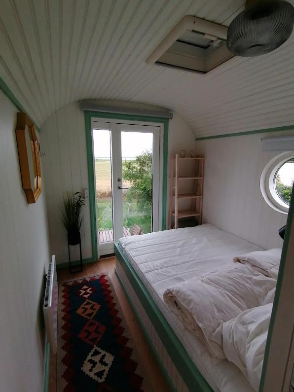 Guesthouse Gjoel Gjol Bagian luar foto