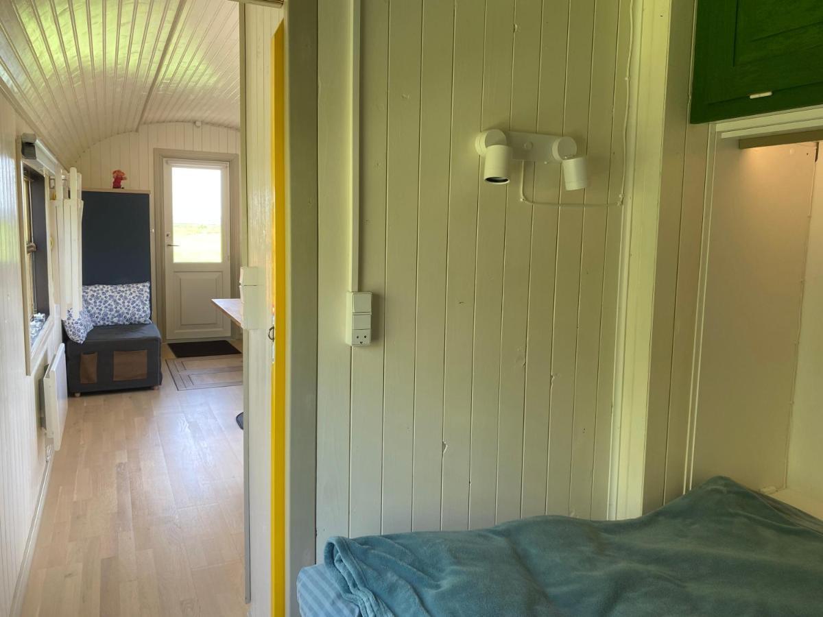 Guesthouse Gjoel Gjol Bagian luar foto