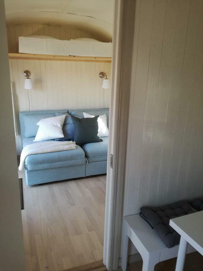 Guesthouse Gjoel Gjol Bagian luar foto