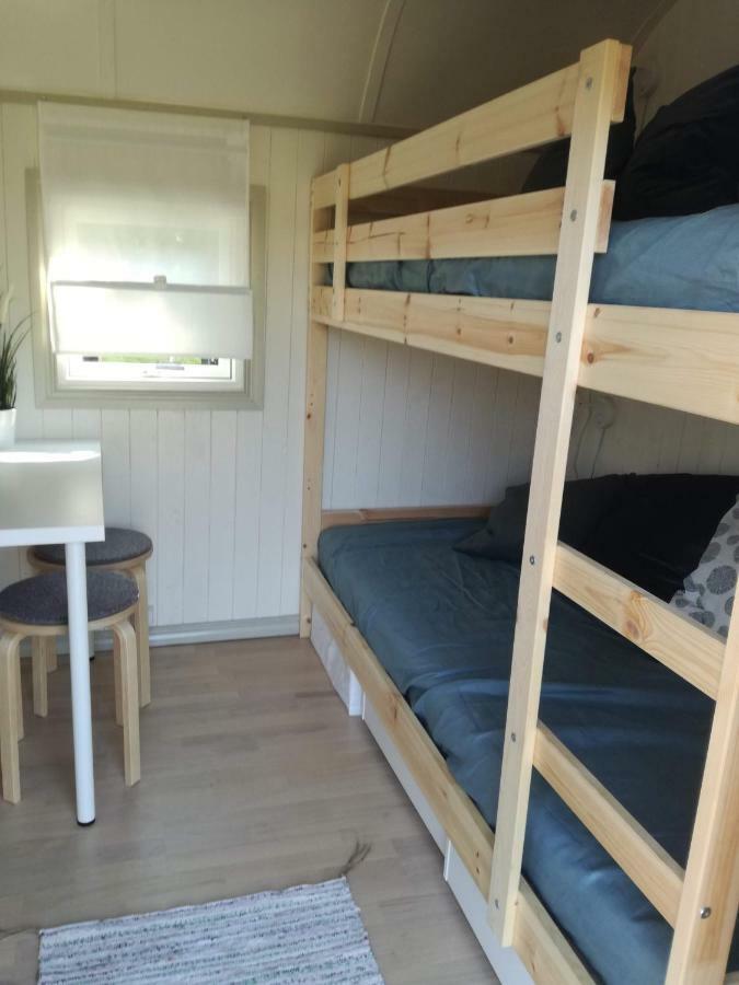 Guesthouse Gjoel Gjol Bagian luar foto