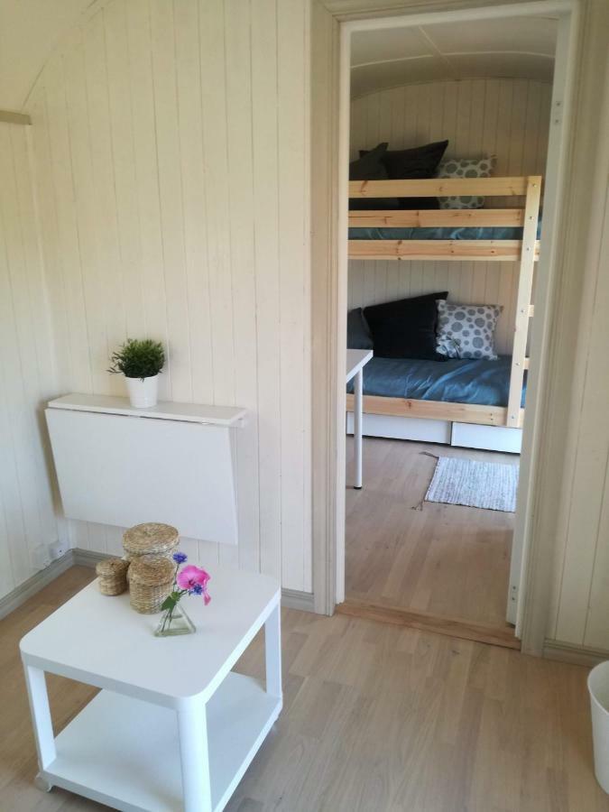 Guesthouse Gjoel Gjol Bagian luar foto