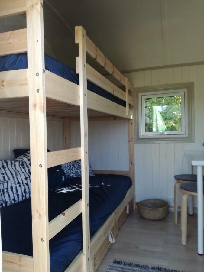 Guesthouse Gjoel Gjol Bagian luar foto